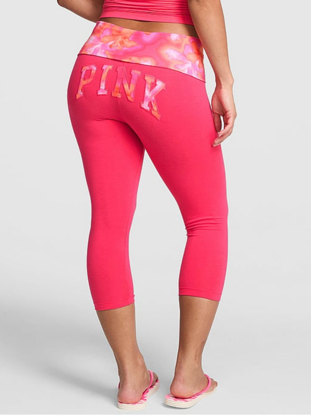 New L Large Victoria's Secret Candy PINK Heatwave Floral Foldover Capri Legging